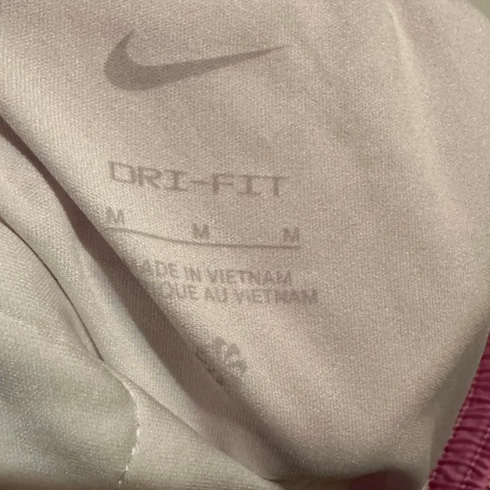 Nike Dri-FIT Tempo Running Shorts Pink White Girls Youth Medium Athletic Shorts